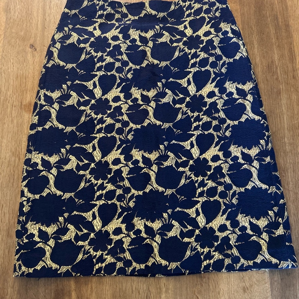 J. Crew Elegant Blue and Gold Patterned Pencil Skirt